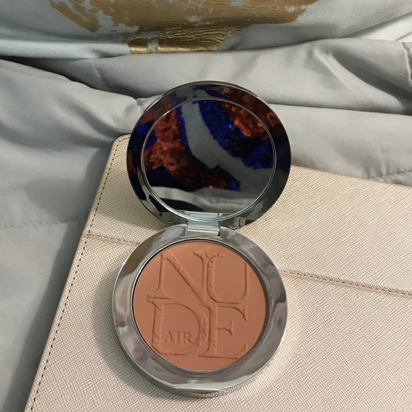 Dior Other - Dior Nude Air Tanning Powder (Bronzer) in 02 Amber